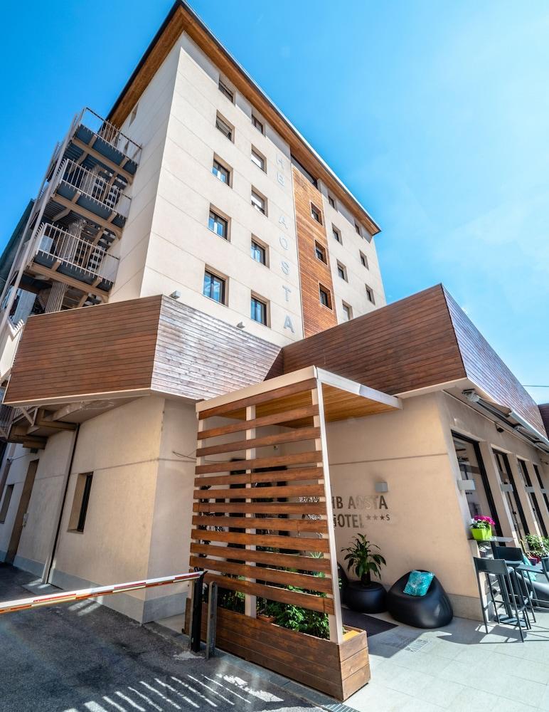 Hb Aosta Hotel & Balcony Spa Exterior foto