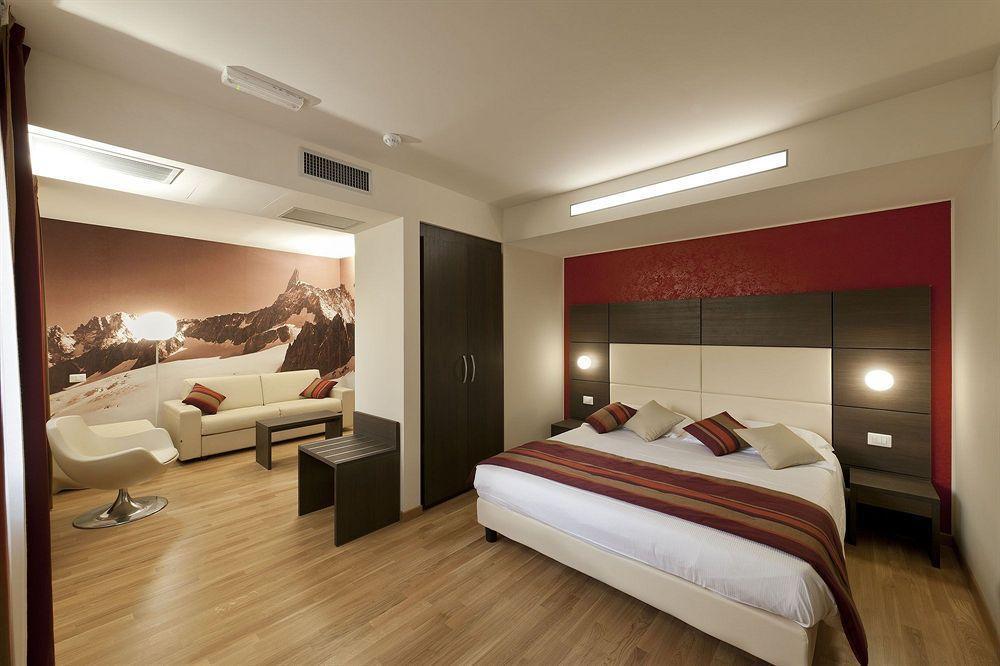 Hb Aosta Hotel & Balcony Spa Exterior foto