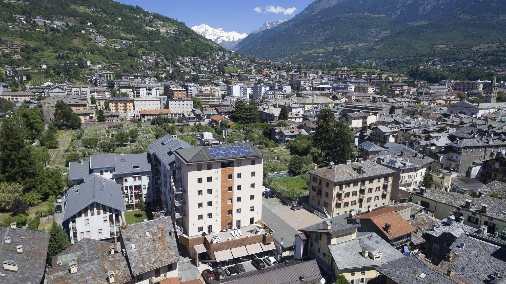 Hb Aosta Hotel & Balcony Spa Exterior foto